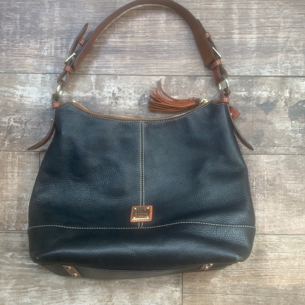 Dooney & Bourke purse
